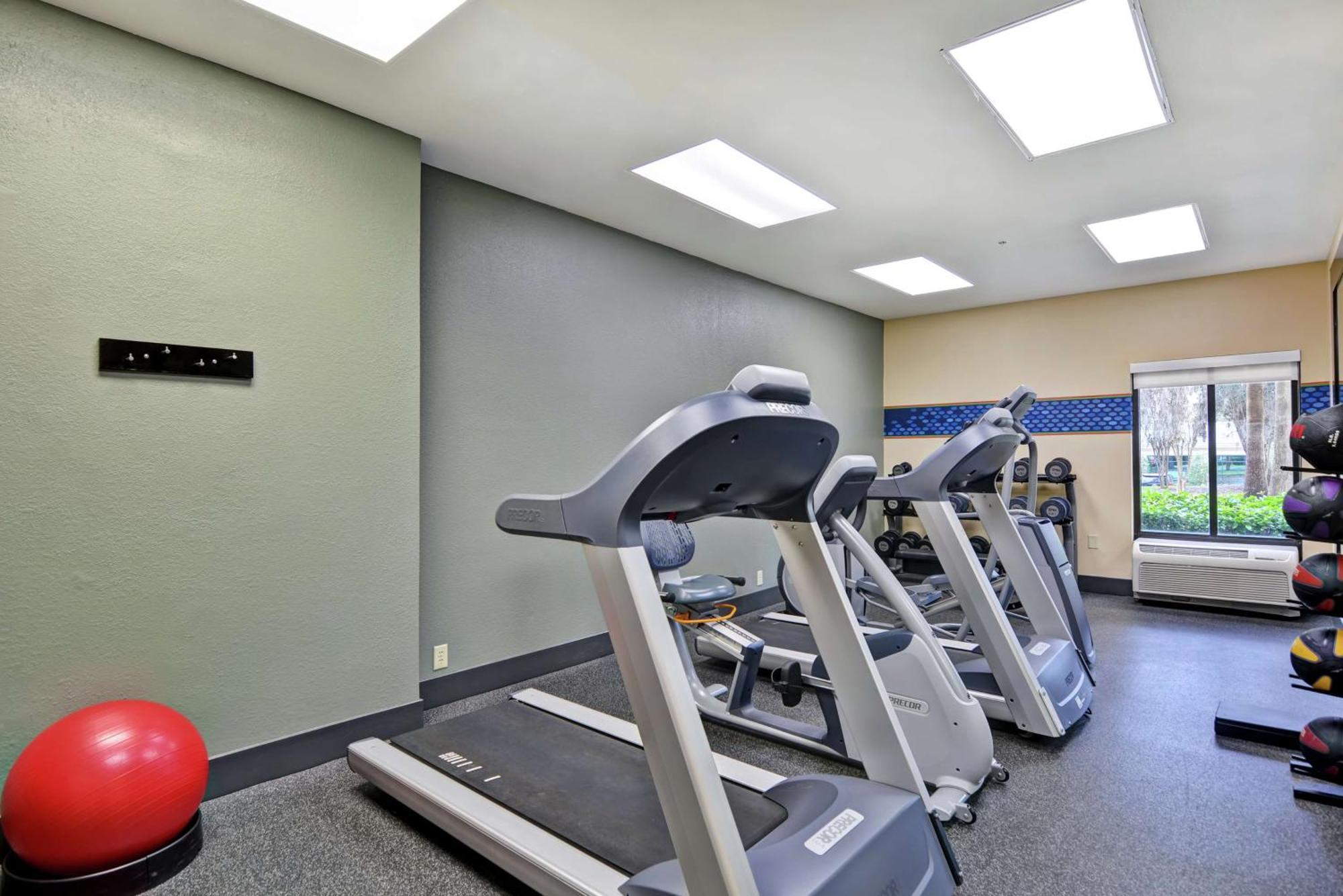 Hampton Inn Jacksonville Ponte Vedra Джэксонвилл-Бич Экстерьер фото